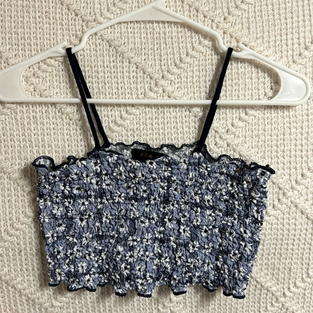 E&M textured cropped tank top; S